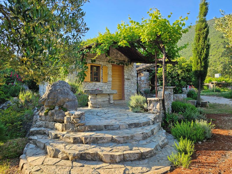 cottages trpanj sage